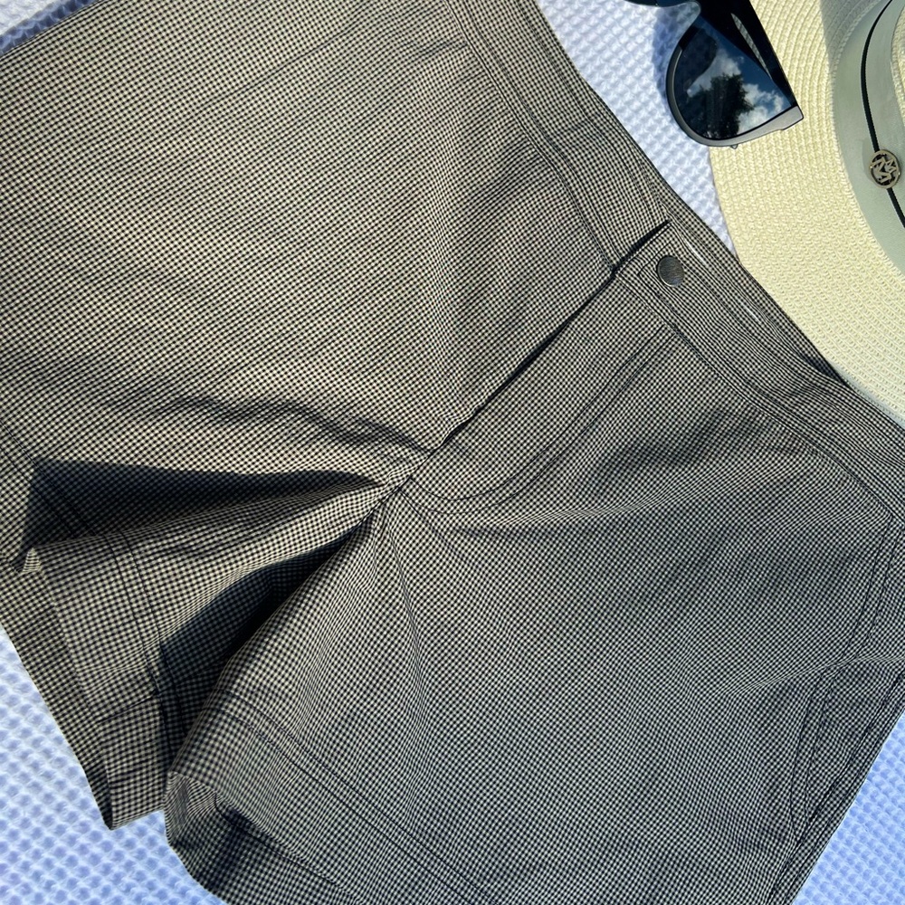 * IMPECCABLE CONDITION! * swim trunks!